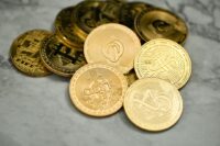 Silver Market Gains on Safe-Haven Demand, Industrial Strength